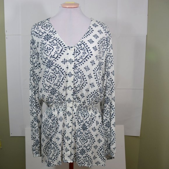 Lane Bryant, white Boho style blouse, scoop neck, button down, white and navy - Picture 1 of 5
